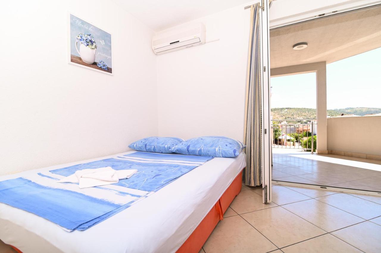 Apartmani Adria Trogir Extérieur photo